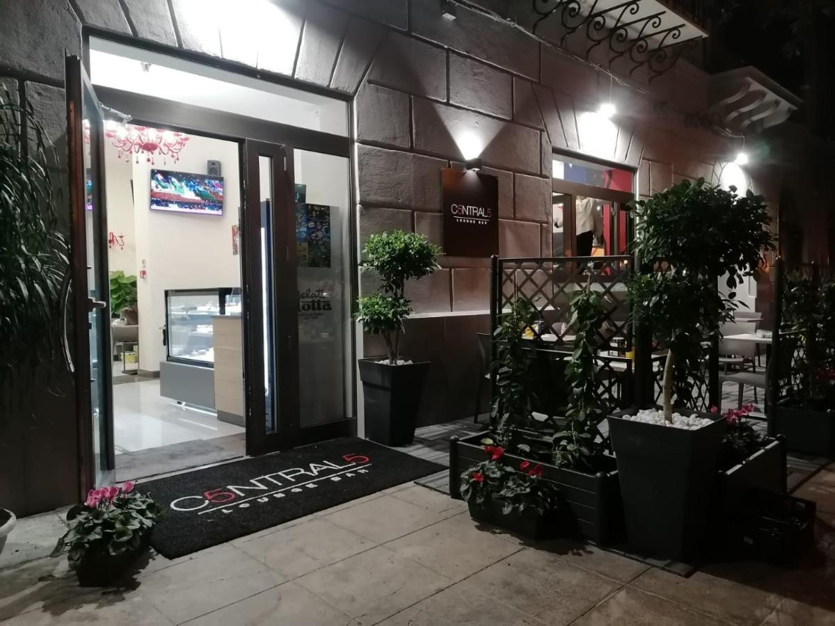 55 Aira Hotel Palermo Exterior photo